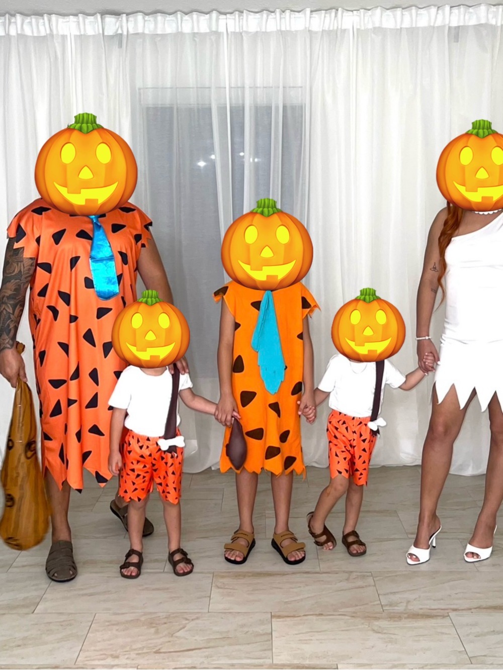 Family Matching Flintstones Halloween Costumes - Picture 2 of 2